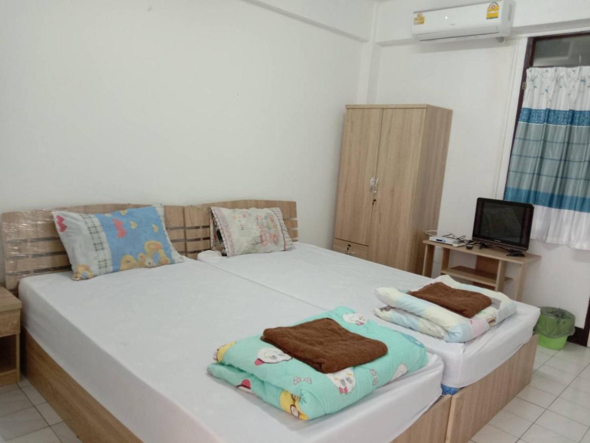 Natcha Place Thammasat Rangsit Бангкок Экстерьер фото