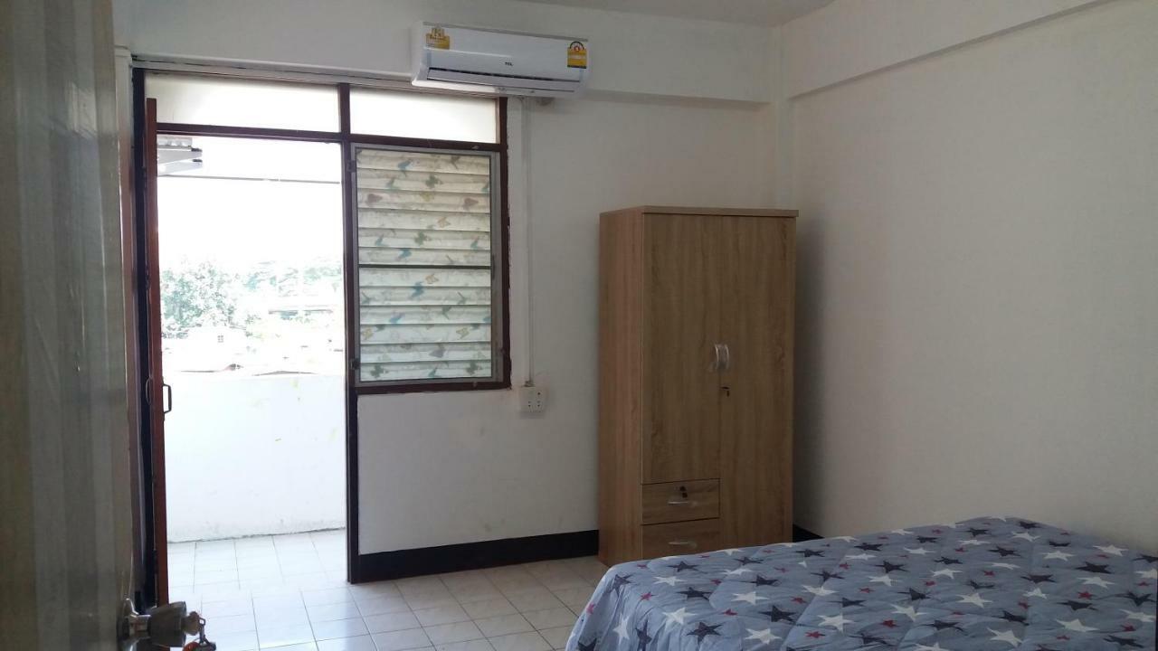 Natcha Place Thammasat Rangsit Бангкок Экстерьер фото