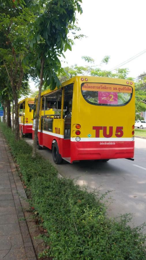 Natcha Place Thammasat Rangsit Бангкок Экстерьер фото